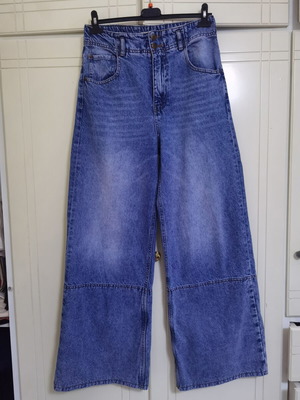 Karavan Jean Wide Leg High Waist Size 30 Like New Blue