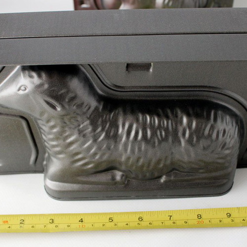 Large Cake Baking Molds with Lamb and Bunny Designs from 1970s Easter