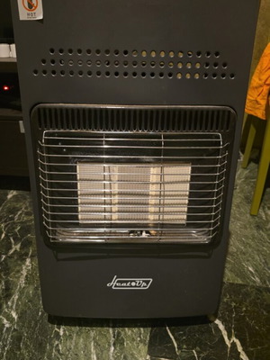Газова печка Heat Up 4.2kw като нова с половин бутилка