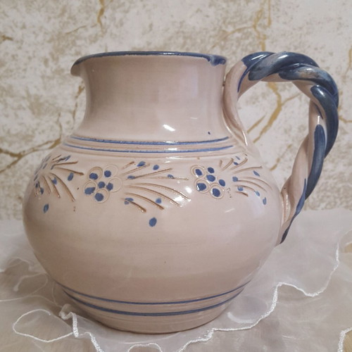 GILDE HANDWERK ceramic vase/jug new with embossed floral motifs