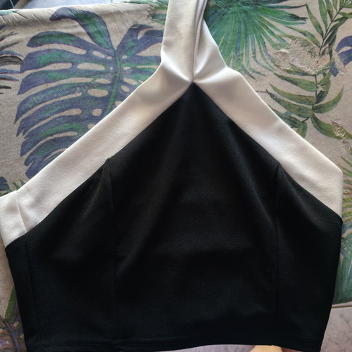 Shein black and white top with open back, size S