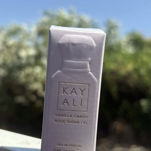 Kayali Vanilla Candy Rock Sugar 42 Mini Perfume 5ml new, authentic