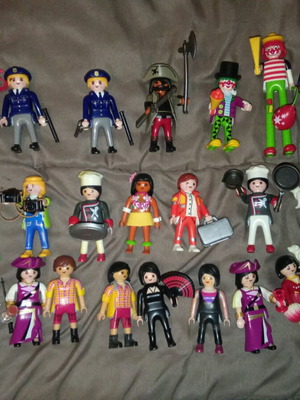 Playmobil new, 19 figures with many accessories and 2 sealed