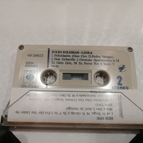 Julio Iglesias Libra cassette tape like new