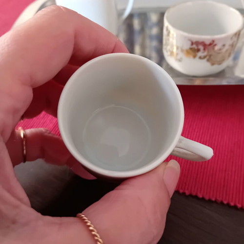 Vintage coffee cup set used, four cups with saucer