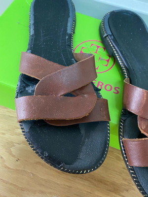Πέδιλα flat TSOUDEROS μεταχειρισμένα, καφέ, μέγεθος 38