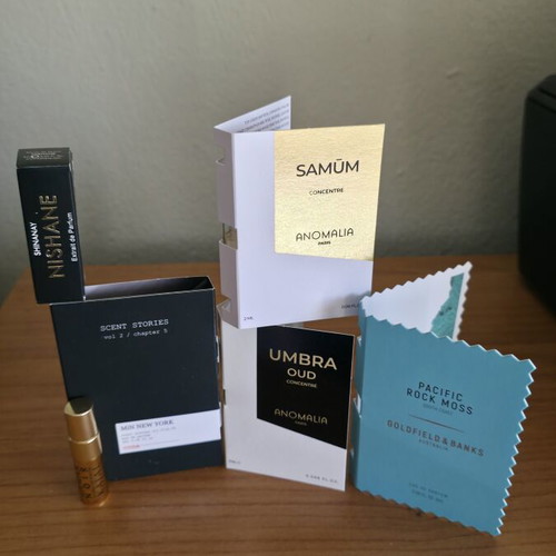 Sample set of 6 niche perfumes like new