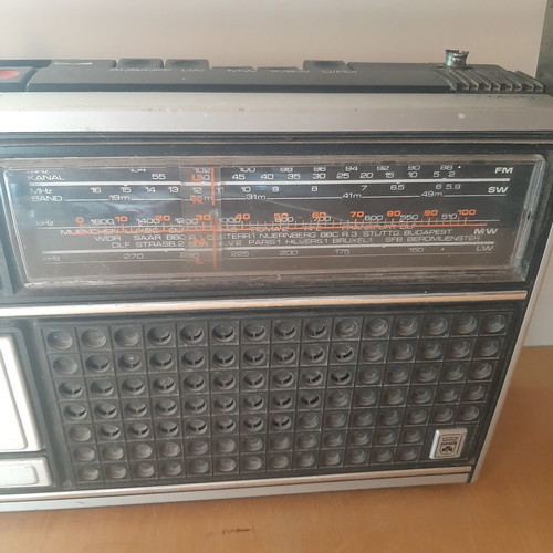 Grundig C4200 Automatic vintage radio cassette player used