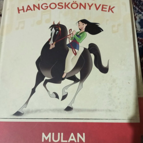 Disney books in Hungarian like new, set of 3