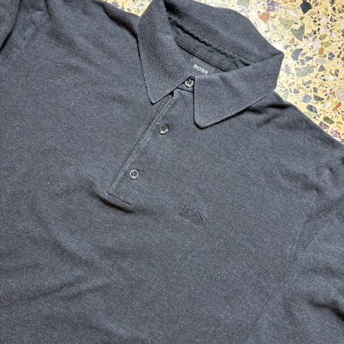 Hugo Boss long-sleeve T-shirt like new, size M-L, black