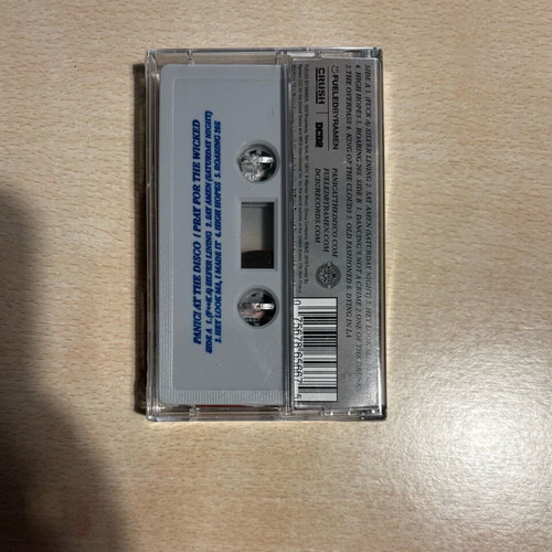 Panic! at the disco Pray for the wicked cassette new