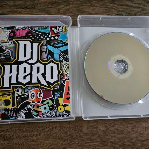 DJ Hero PlayStation 3 game used, simulation genre