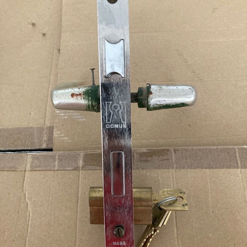 Domus lock used