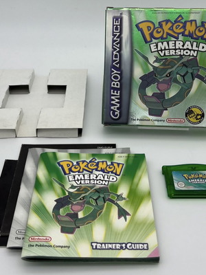 Pokémon Emerald Game Boy Advance game