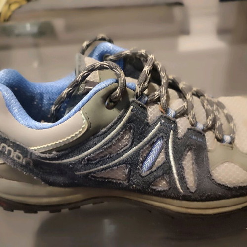 Salomon hiking shoes like new, size 38 2/3, khaki and blue