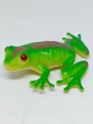 Collectible Red-Eyed Tree Frog figure like new