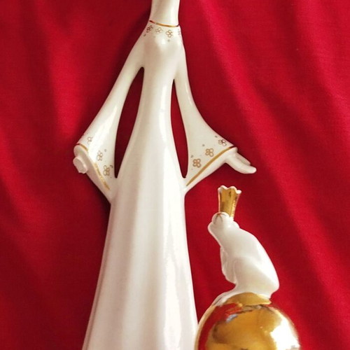 Decorative porcelain used from Budapest, 20 cm tall
