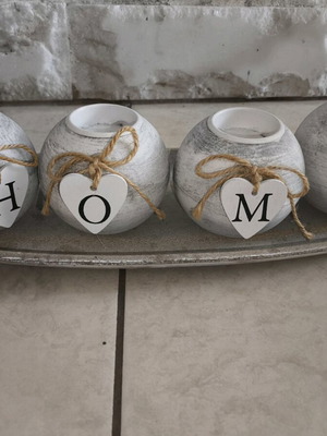 Tealight holder set like new, vintage rustic style