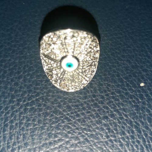 Ring with eye like new