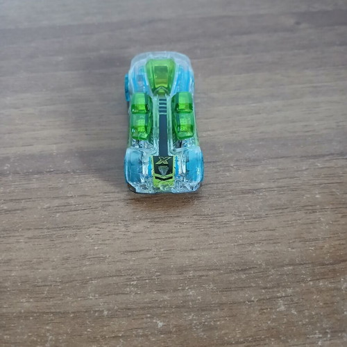Toy car