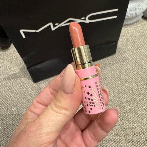 MAC lipstick set new with 3 mini nude shades