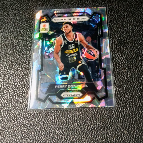 Panini Prizm Euroleague Cracked Ice Perry Dozier PJ 2023-2024 card like new