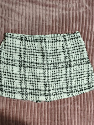 Skort striped winter black and white, like new, Piazza Italia size XL