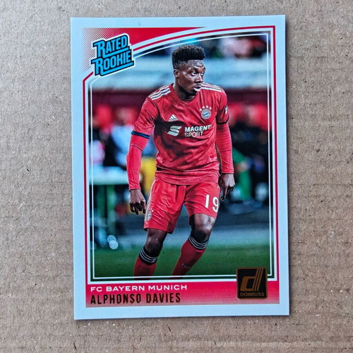 Alphonso Davies Bayern Munich 2018 Panini Donruss Rated Rookie No. 176 like new
