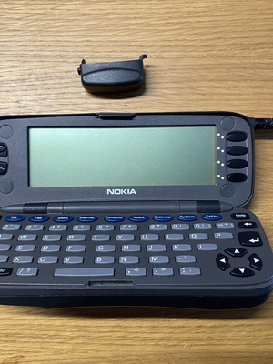 Nokia 9000 Communicator μεταχειρισμένο, μαύρο, με αντάπτορα φόρτισης