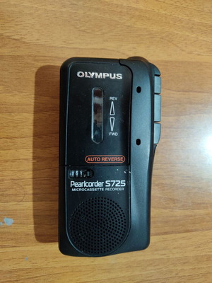 Olympus Mini Cassette S725 Pearlcorder used without power supply