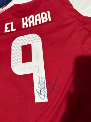 Φανέλα Matchworn υπογεγραμμένη από Αγιούμπ Ελ Κάμπι καινούργια, γνήσια