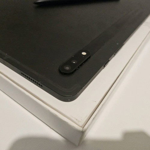 Samsung Tab S8 Ultra 512GB 16GB like new with pen and Spigen Armor case