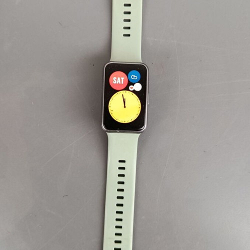 Huawei Watch Fit mint color with charger like new