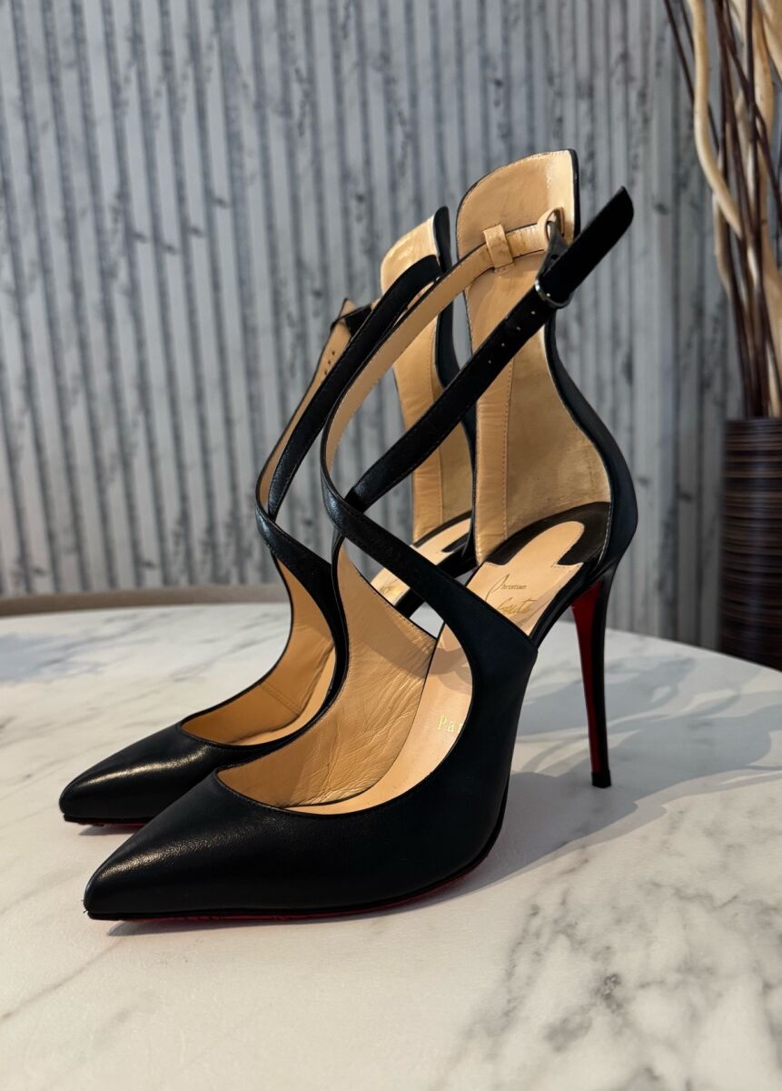 Christian Louboutin 100 Marlena Rock… - € 300,00 - Vendora.cy