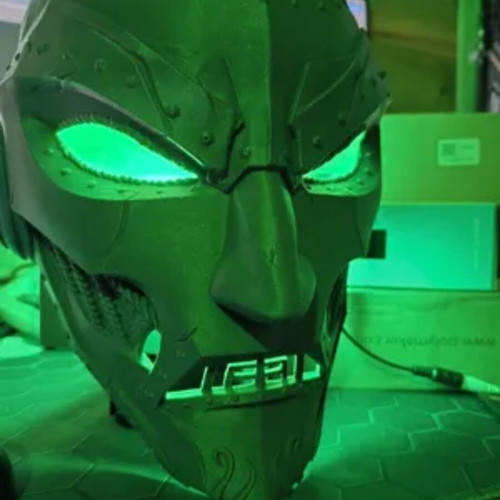 Dr Doom Mask new, printed