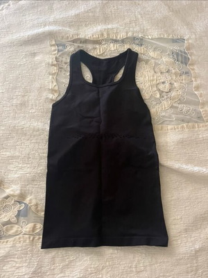 Nike sports tank top, black, size S