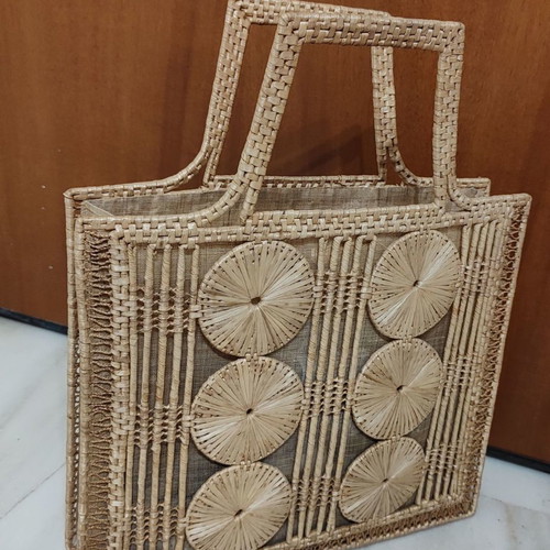Woven women's handbag new