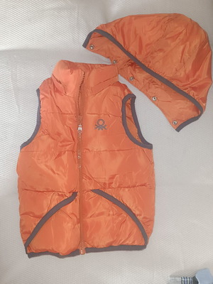 Benetton jacket like new for 2-year-old