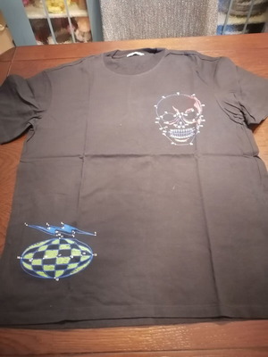 T-shirt like new, size XL