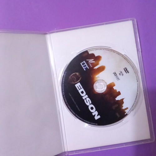 Edison DVD like new, action crime movie with subtitles