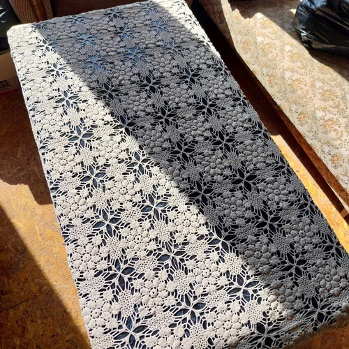 Crocheted tablecloth like new, rectangular 175x140 cm, handmade