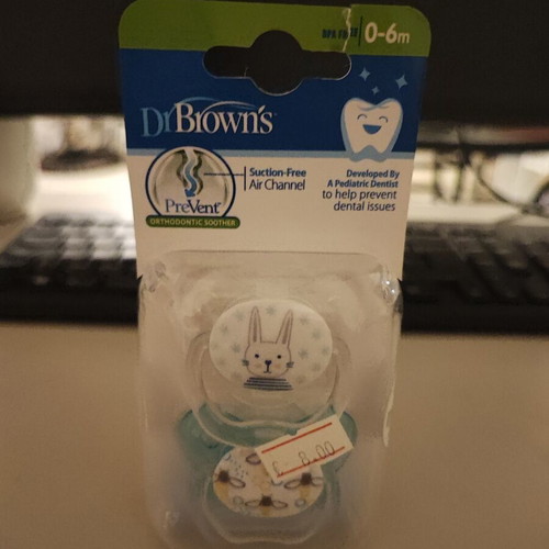 Dr Browns pacifiers 0-6 months new
