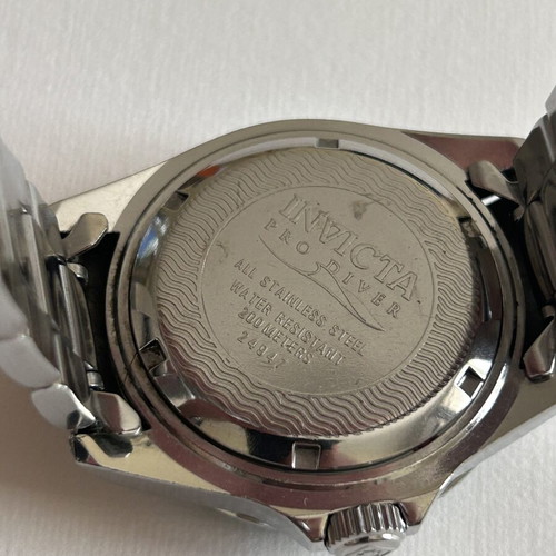 Invicta Pro Diver 24947 wristwatch used, green