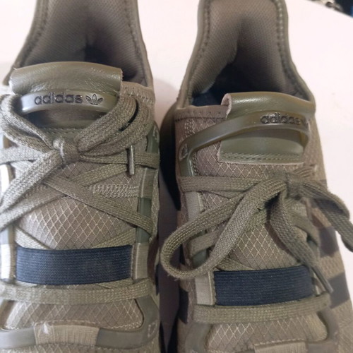 Adidas Originals U Path Run EE4466 athletic shoes like new, size 44.5 khaki