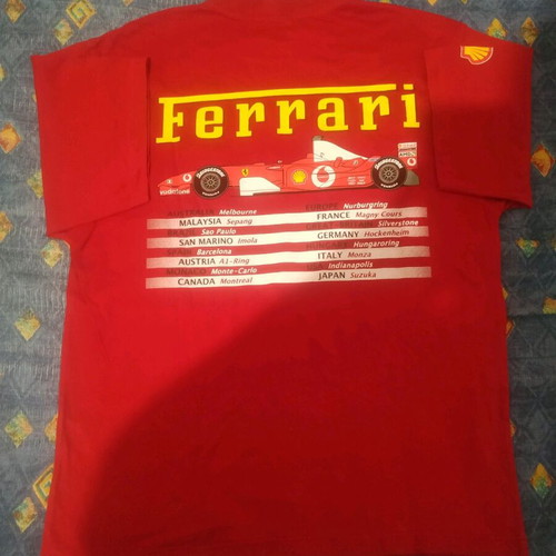 Vintage FERRARI Formula One F1 Racing Team T-Shirts Red