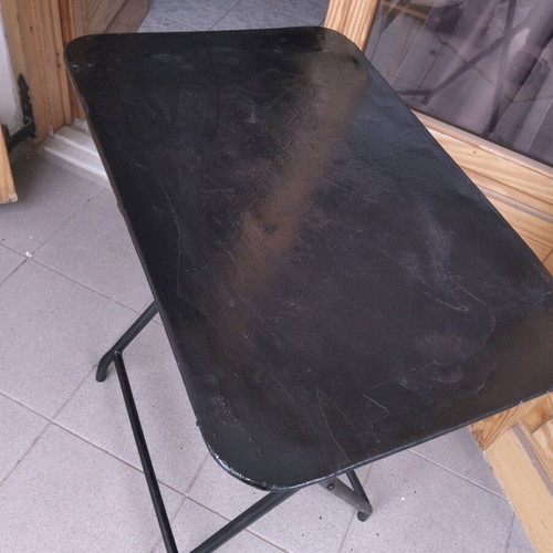 Iron folding table used in good condition