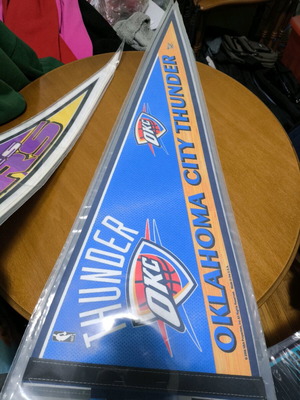 Oklahoma City Thunder NBA pennant XXL new