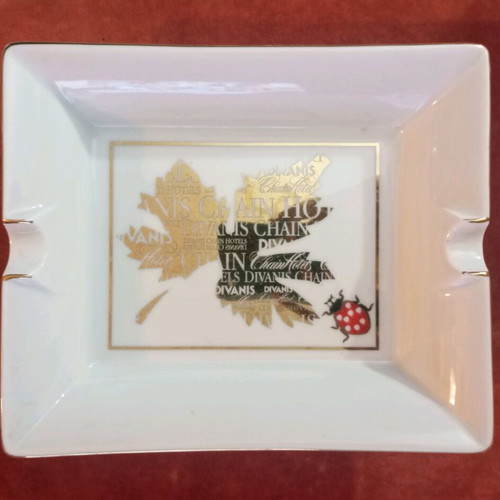 Ionia Porcelain Cigar Ashtray like new, 18cm x 15cm