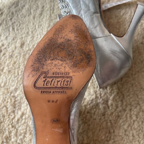 Tefiritsi Silver Leather Pumps used, size 38, chainmail detail