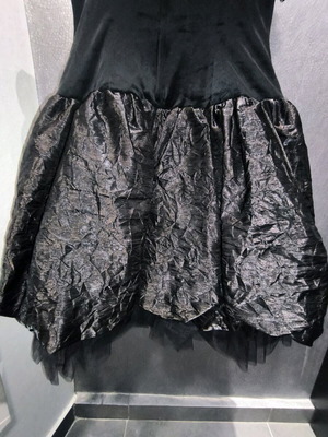 Vintage 80s balloon dress velvet and jacquard like new, black
